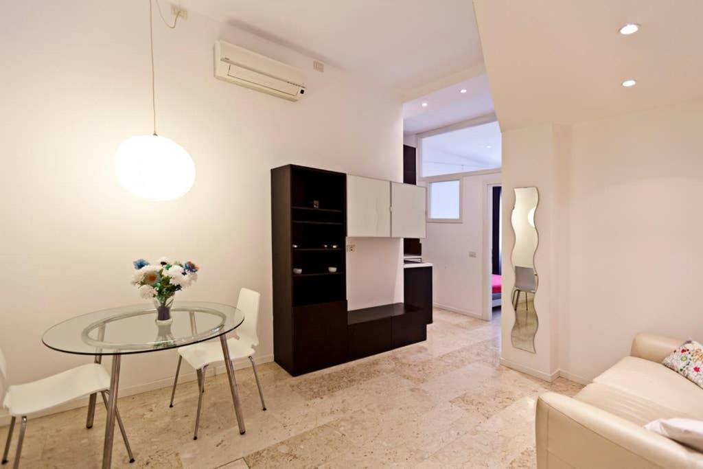 Milan Downtown - The Flat Apartment Exterior foto
